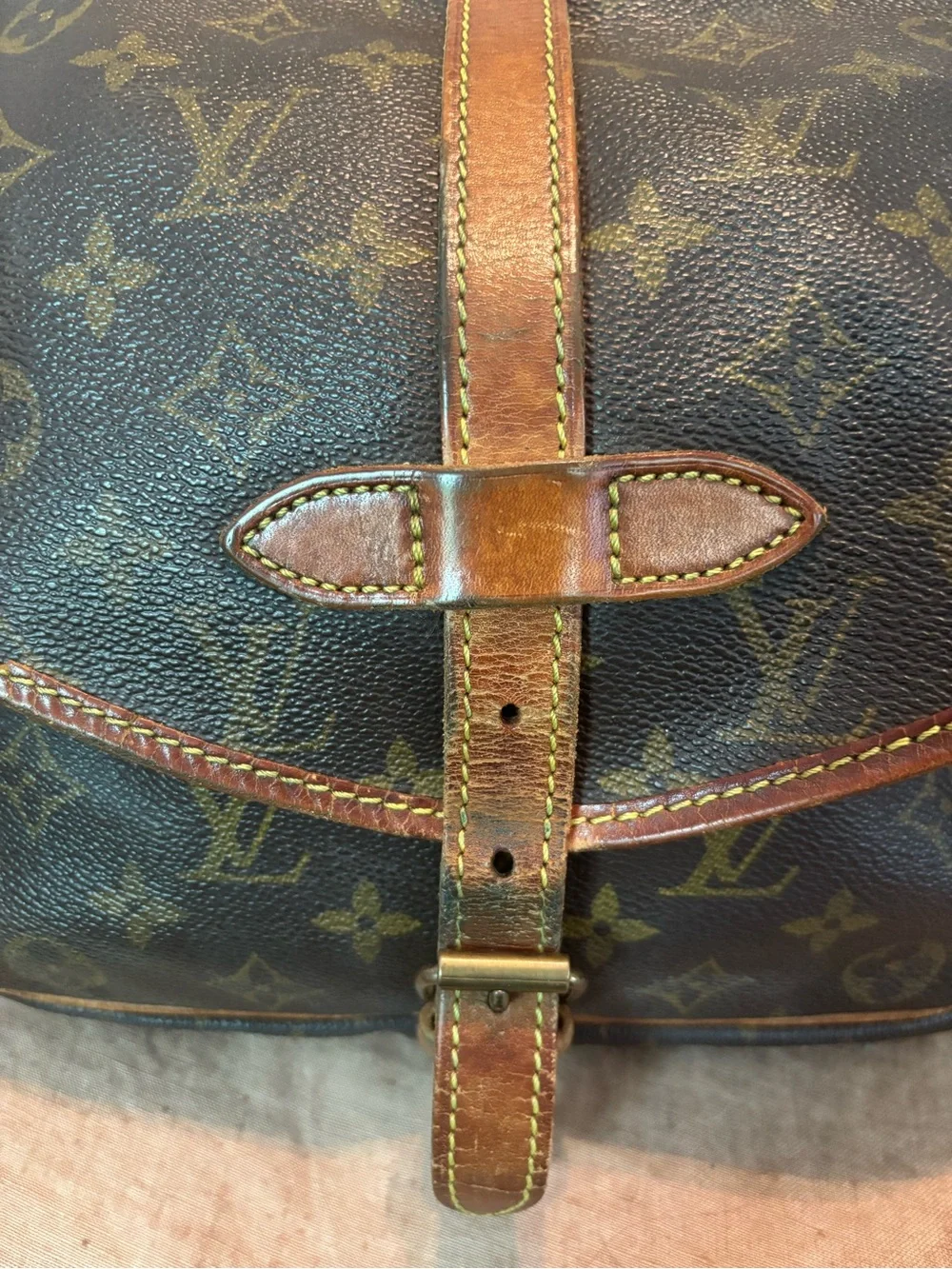 Authentic Vintage Louis Vuitton Monogram Saumur 30 Crossbody Bag-AS IS